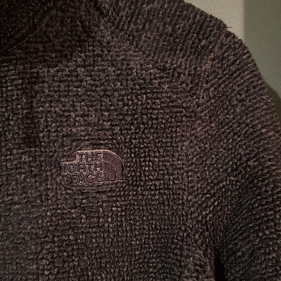 The North Face Osito 2 Fleece Jacket Coat Dark Green - Picture 2 of 8